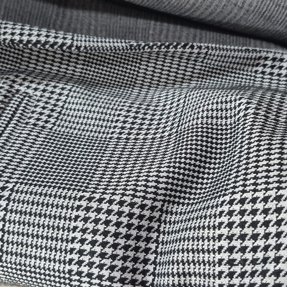 Kendall & Kylie Swater Blazer Style - Picture 5 of 5